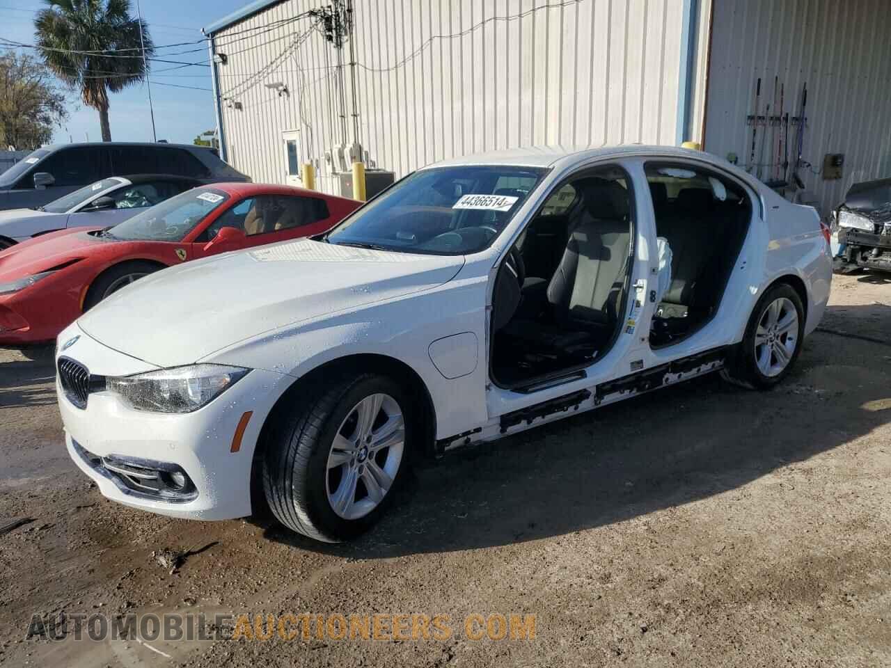 WBA8E1C32HA158634 BMW 3 SERIES 2017