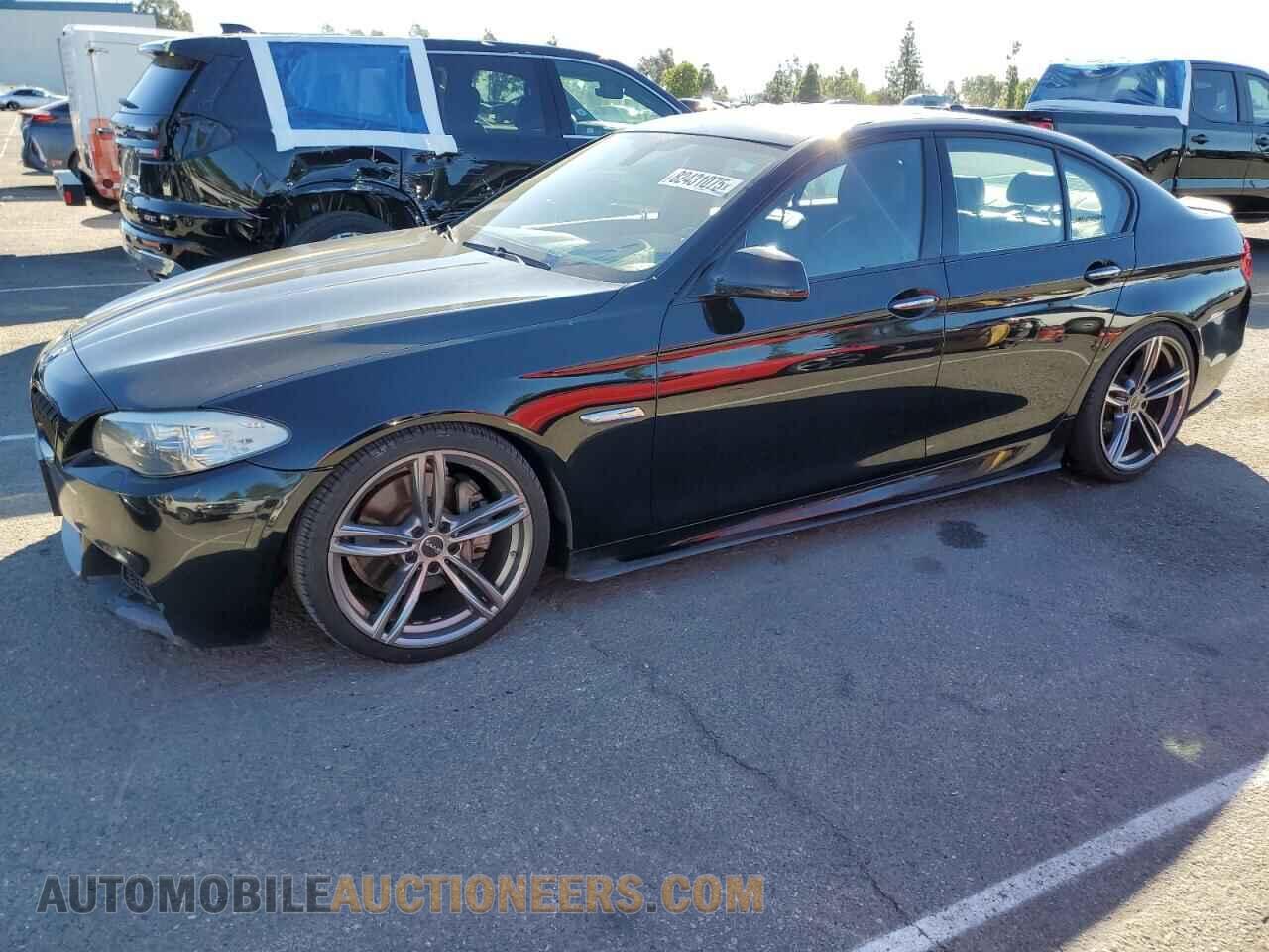 WBAFR7C55DC817708 BMW 5 SERIES 2013