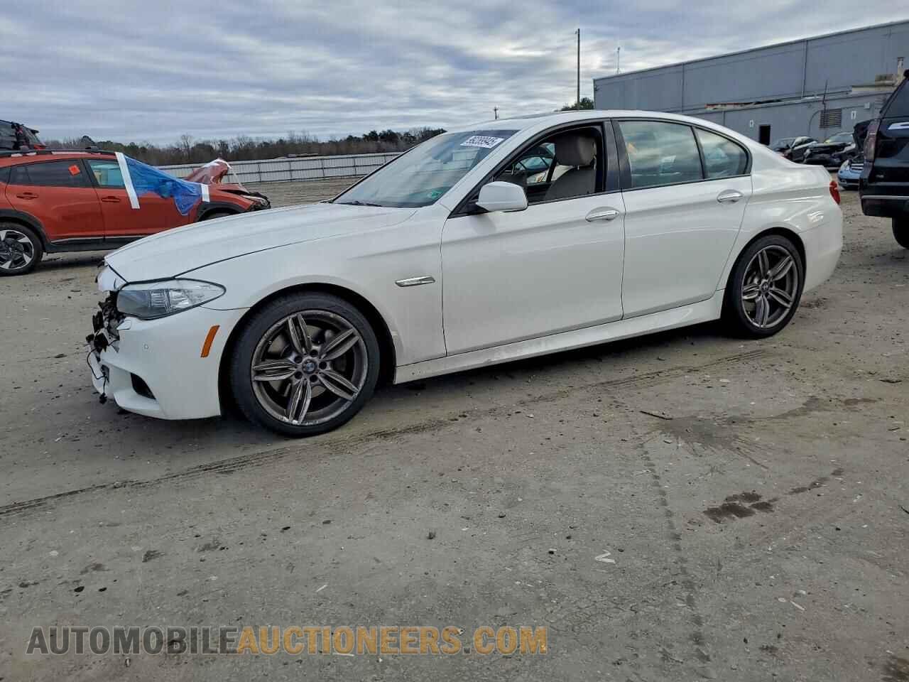 WBAFR7C55DC827770 BMW 5 SERIES 2013