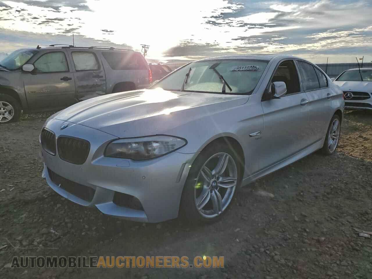 WBAFU9C55CC787781 BMW 5 SERIES 2012