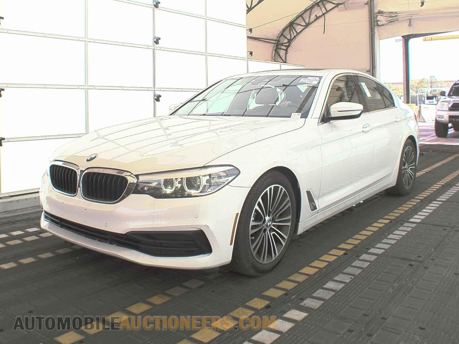WBAJA5C52KBX86667 BMW 5 Series 2019