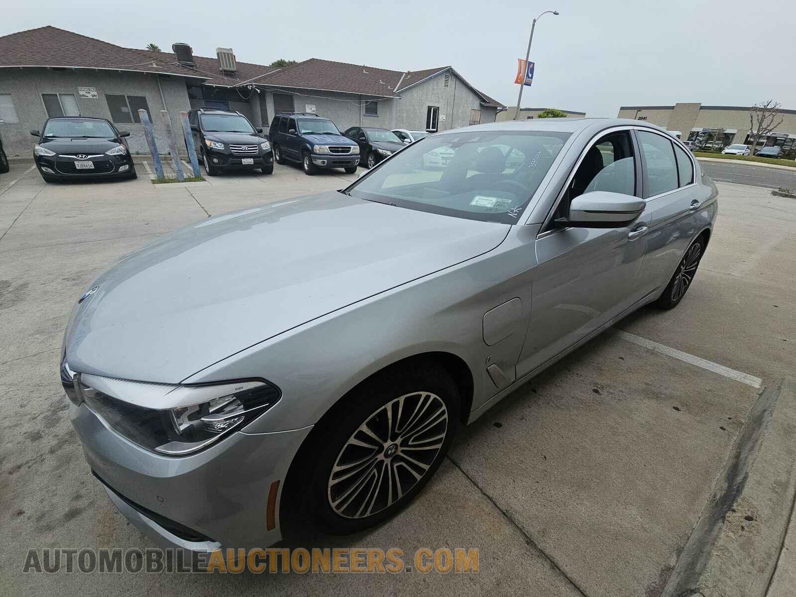 WBAJB1C55KB375348 BMW 5 Series 2019