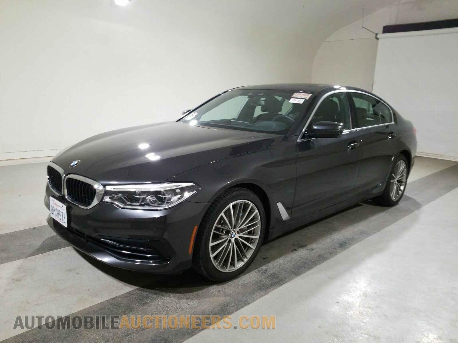 WBAJS1C02LCE08390 BMW 5 Series 2020