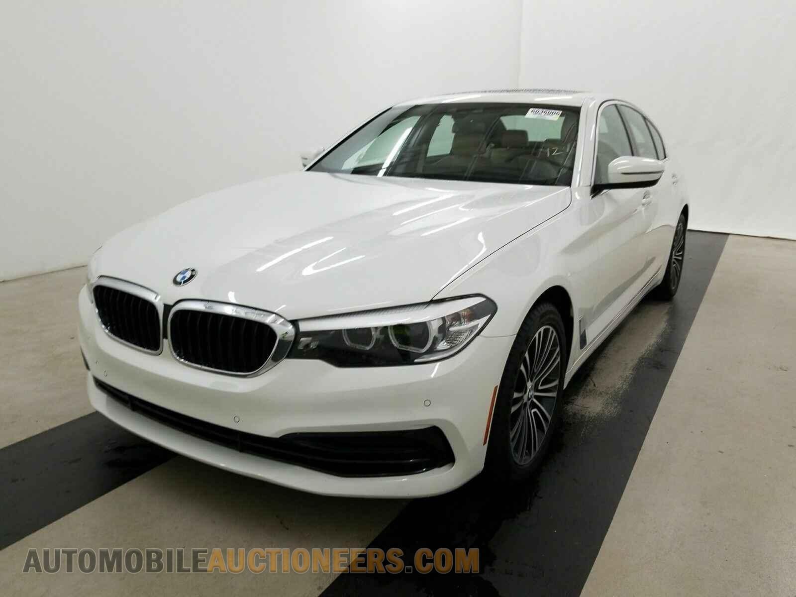 WBAJS1C07LCD87102 BMW 5 Series 2020