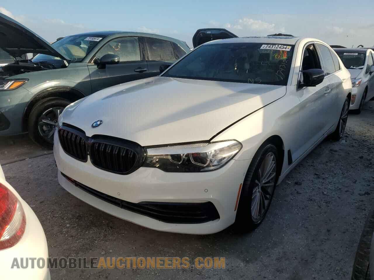 WBAJS1C09LCD37446 BMW 5 SERIES 2020
