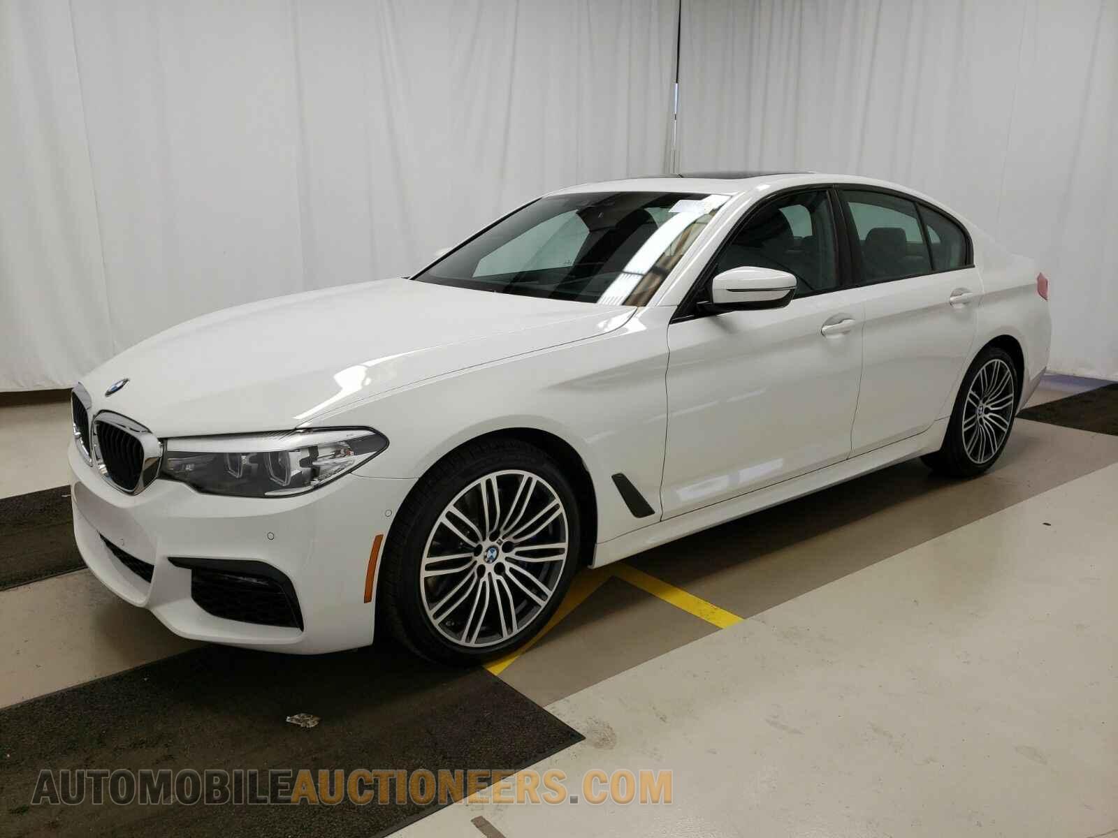 WBAJS3C08LCE05666 BMW 5 Series 2020