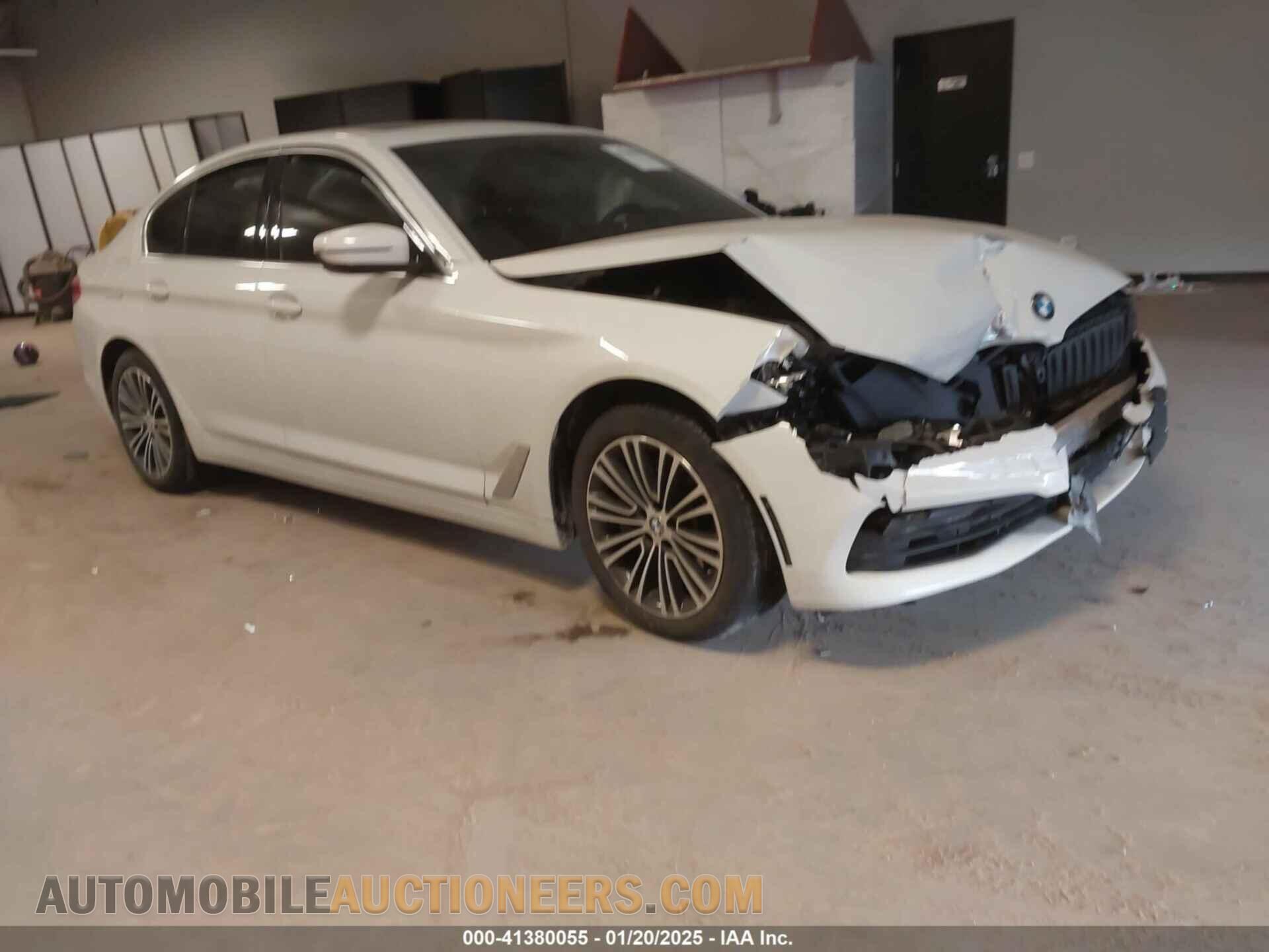 WBAJS3C0XLWW78586 BMW 540I 2020