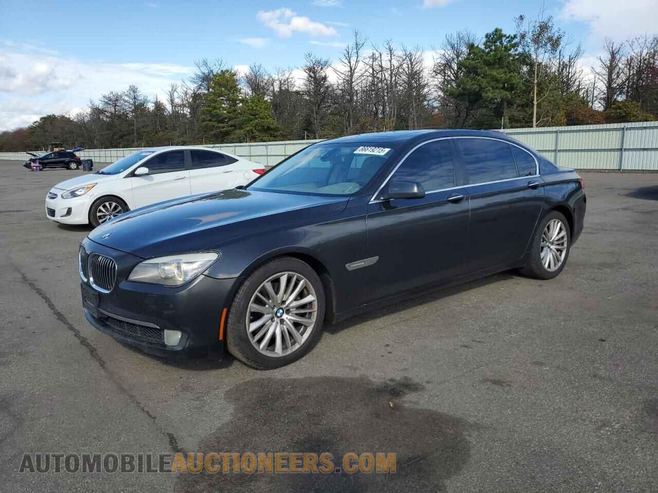 WBAKB4C52BC392785 BMW 7 SERIES 2011