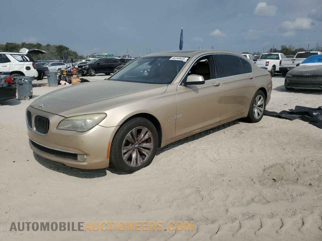 WBAKB4C52BC574535 BMW 7 SERIES 2011