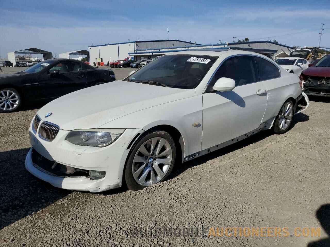 WBAKE5C54BE755444 BMW 3 SERIES 2011