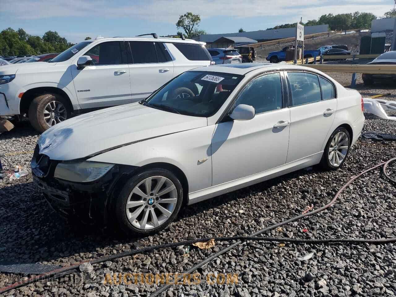 WBAPH7C59BA801902 BMW 3 SERIES 2011