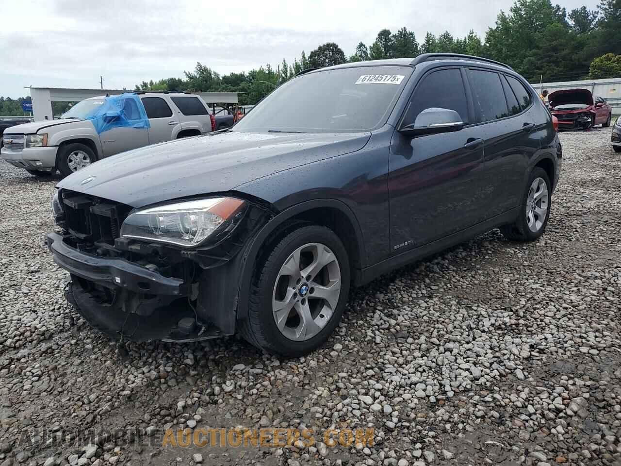 WBAVM1C53FV318436 BMW X1 2015