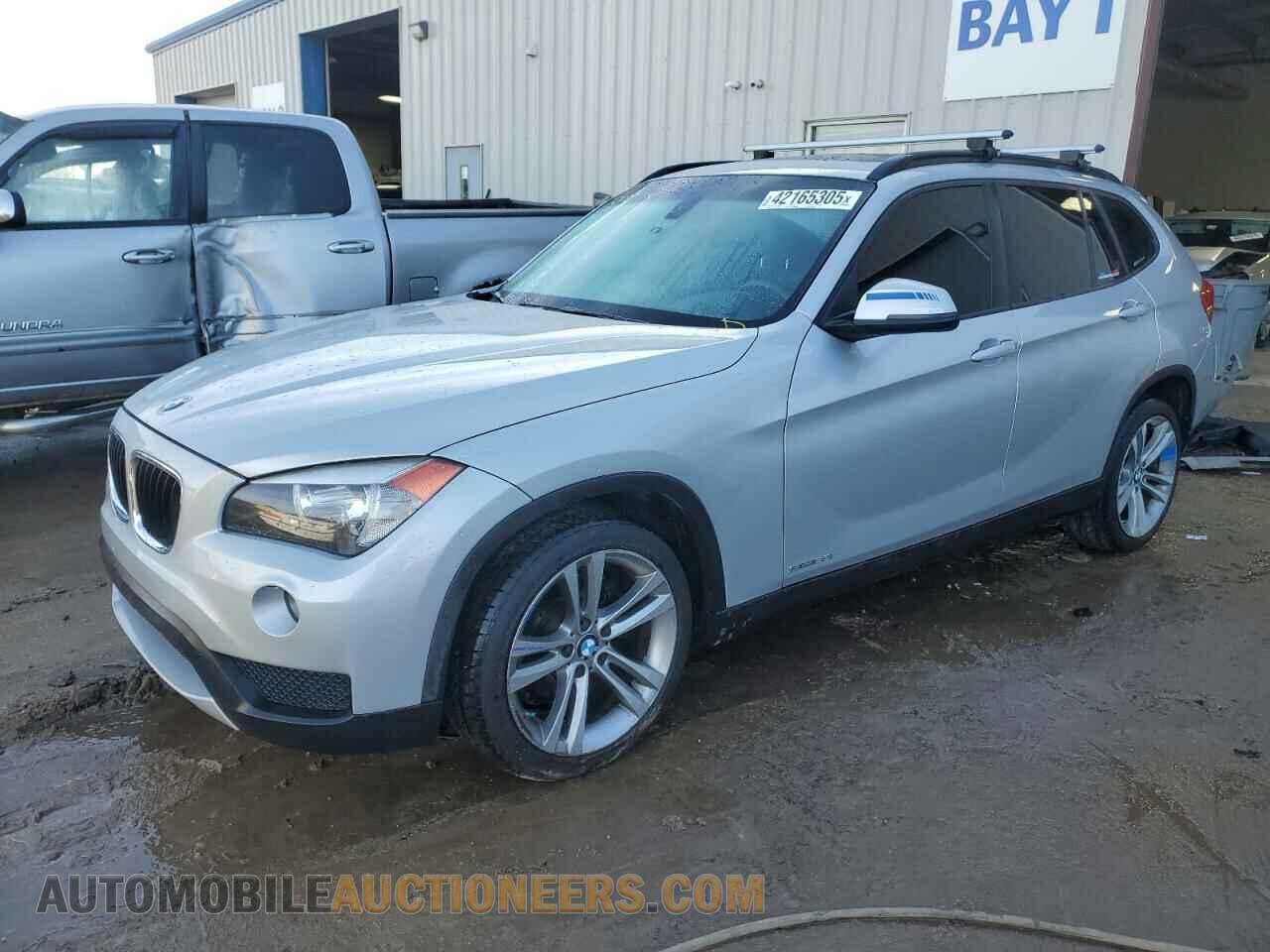 WBAVM1C55EVW52093 BMW X1 2014