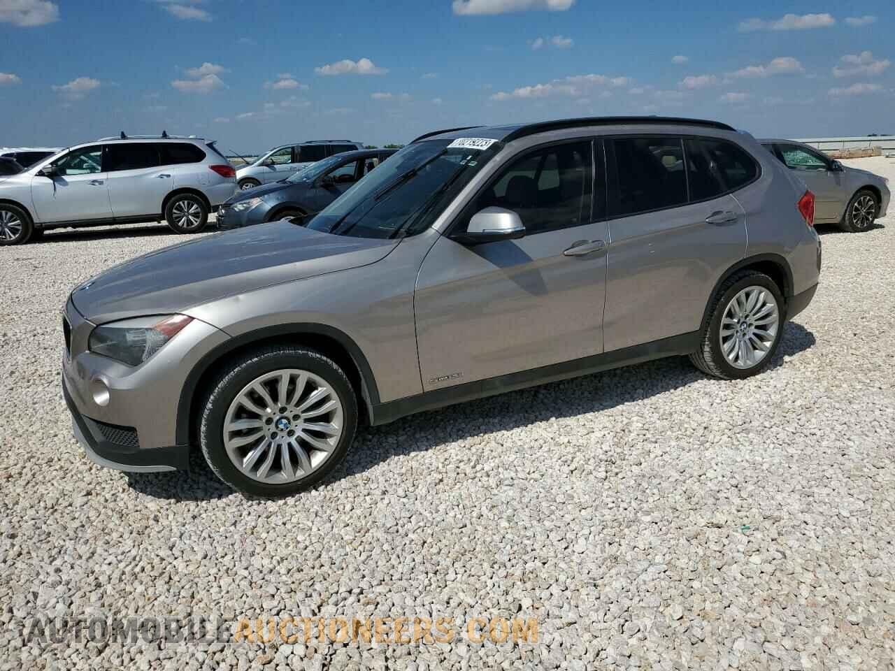 WBAVM1C55FV314355 BMW X1 2015