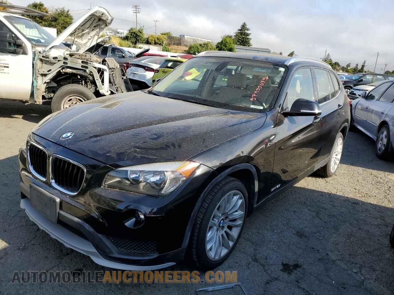 WBAVM1C55FV317062 BMW X1 2015