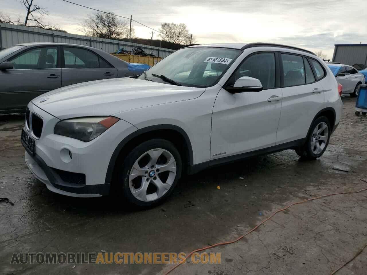 WBAVM1C5XFV314965 BMW X1 2015