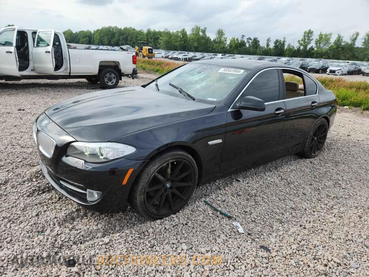WBAXG5C56CDX02607 BMW 5 SERIES 2012
