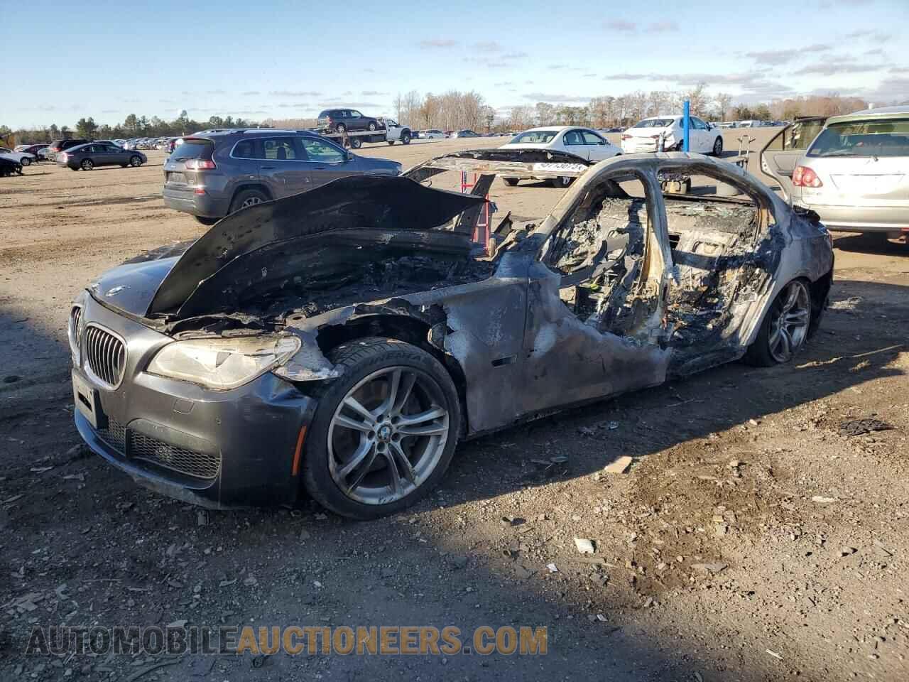 WBAYF8C53FD655310 BMW 7 SERIES 2015