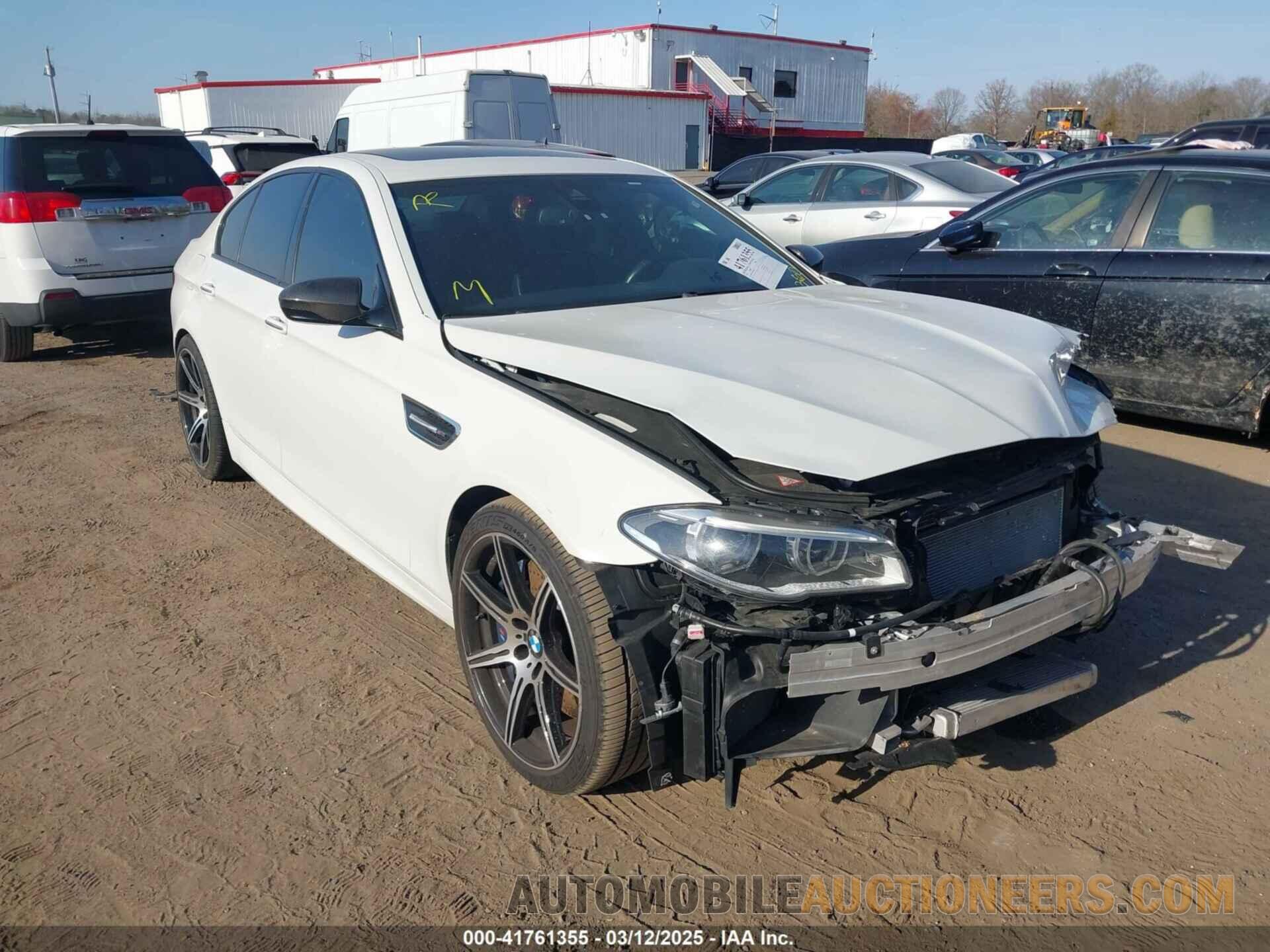 WBSFV9C53FD594181 BMW M5 2015