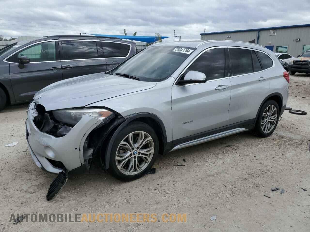 WBXHT3C30H5F77150 BMW X1 2017