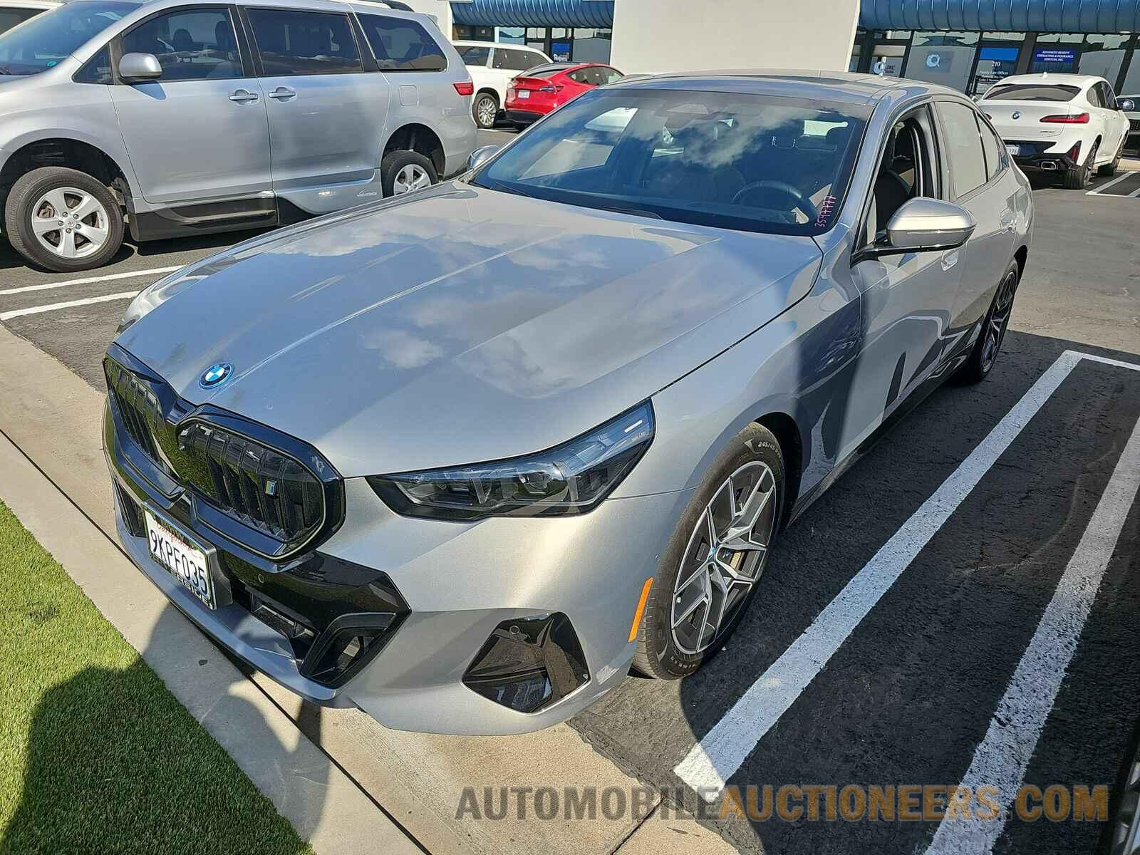 WBY33FK0XRCR69867 BMW i5 eD 2024