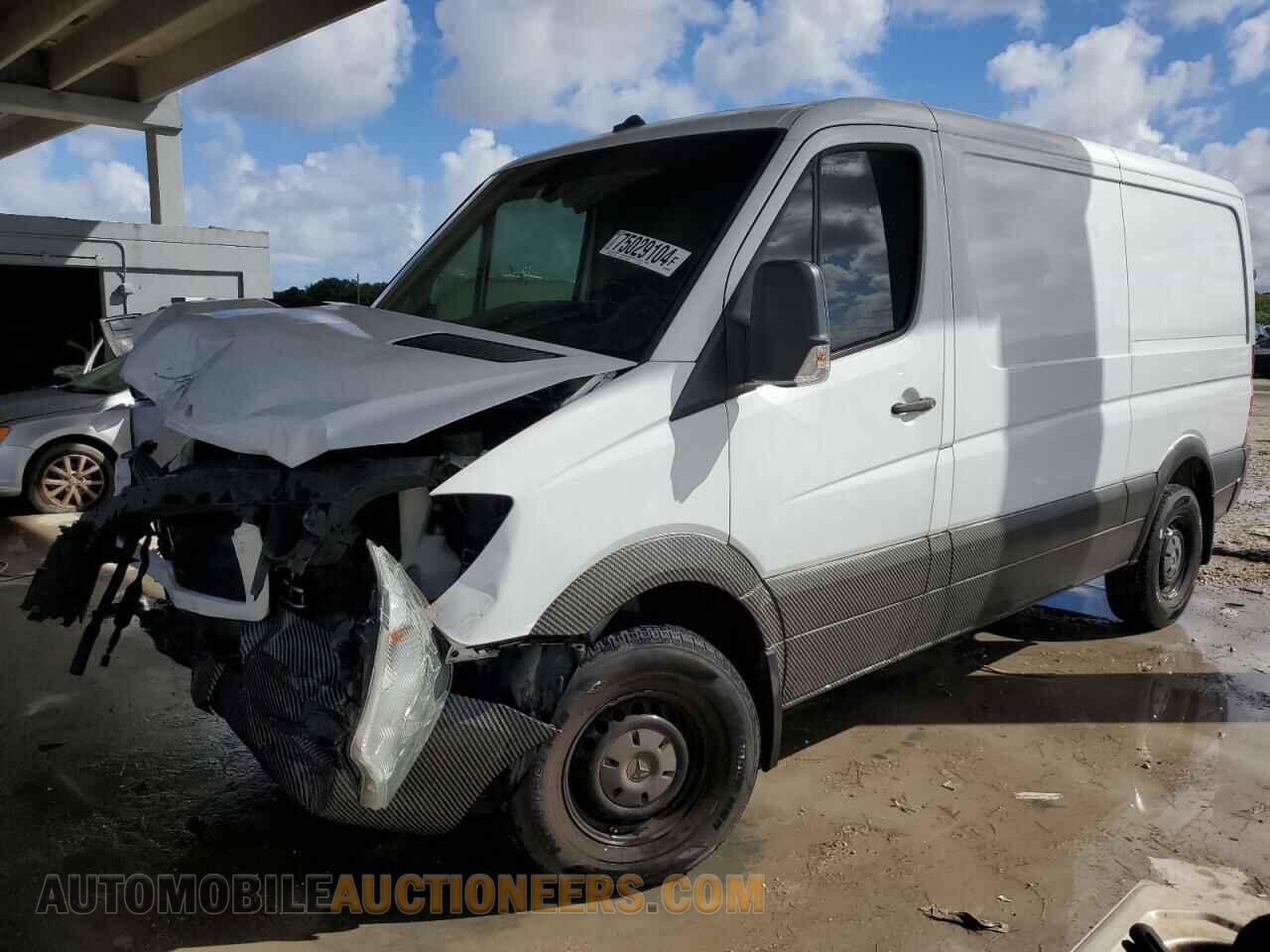WD3PE7CD3HP565511 MERCEDES-BENZ SPRINTER 2017