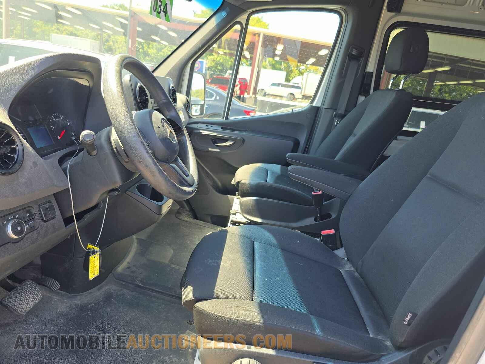 WD4PF1CD9KT013743 Mercedes-Benz Sprinter 2019