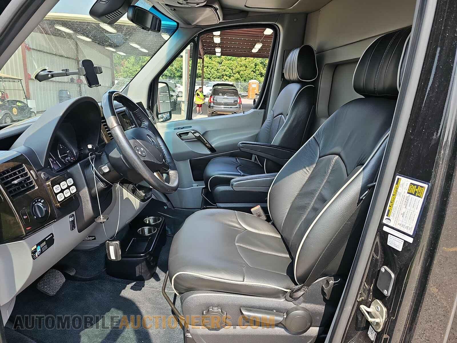 WDAPE8CD3GP192063 Mercedes-Benz Sprinter 2016