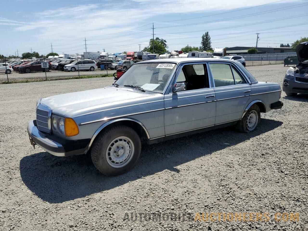 WDBAB30A3BB224152 MERCEDES-BENZ 300-CLASS 1981
