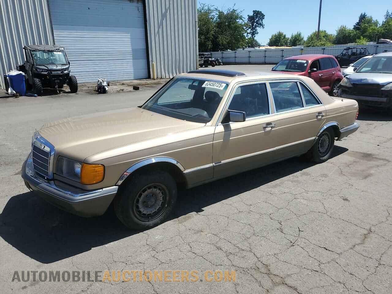 WDBCA33A2DB041819 MERCEDES-BENZ 380-CLASS 1983