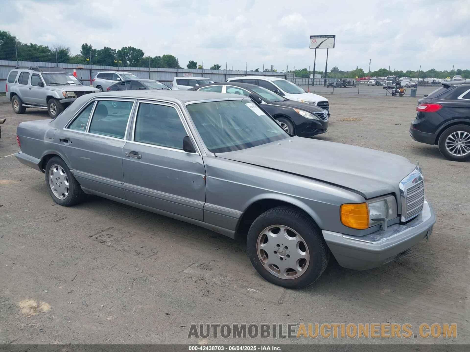 WDBCB25D6HA329689 MERCEDES-BENZ 300 1987