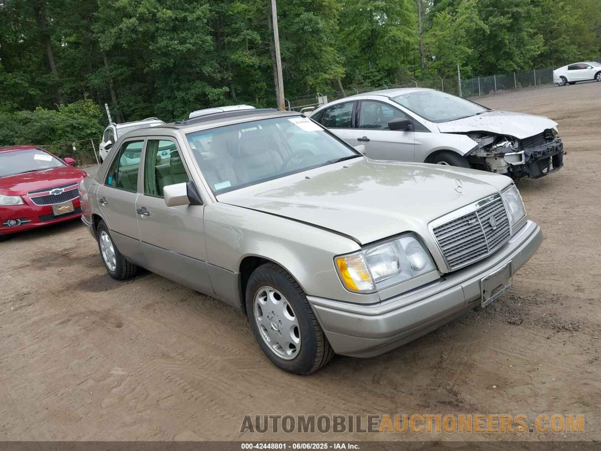 WDBEA32E6SC200703 MERCEDES-BENZ E 1995