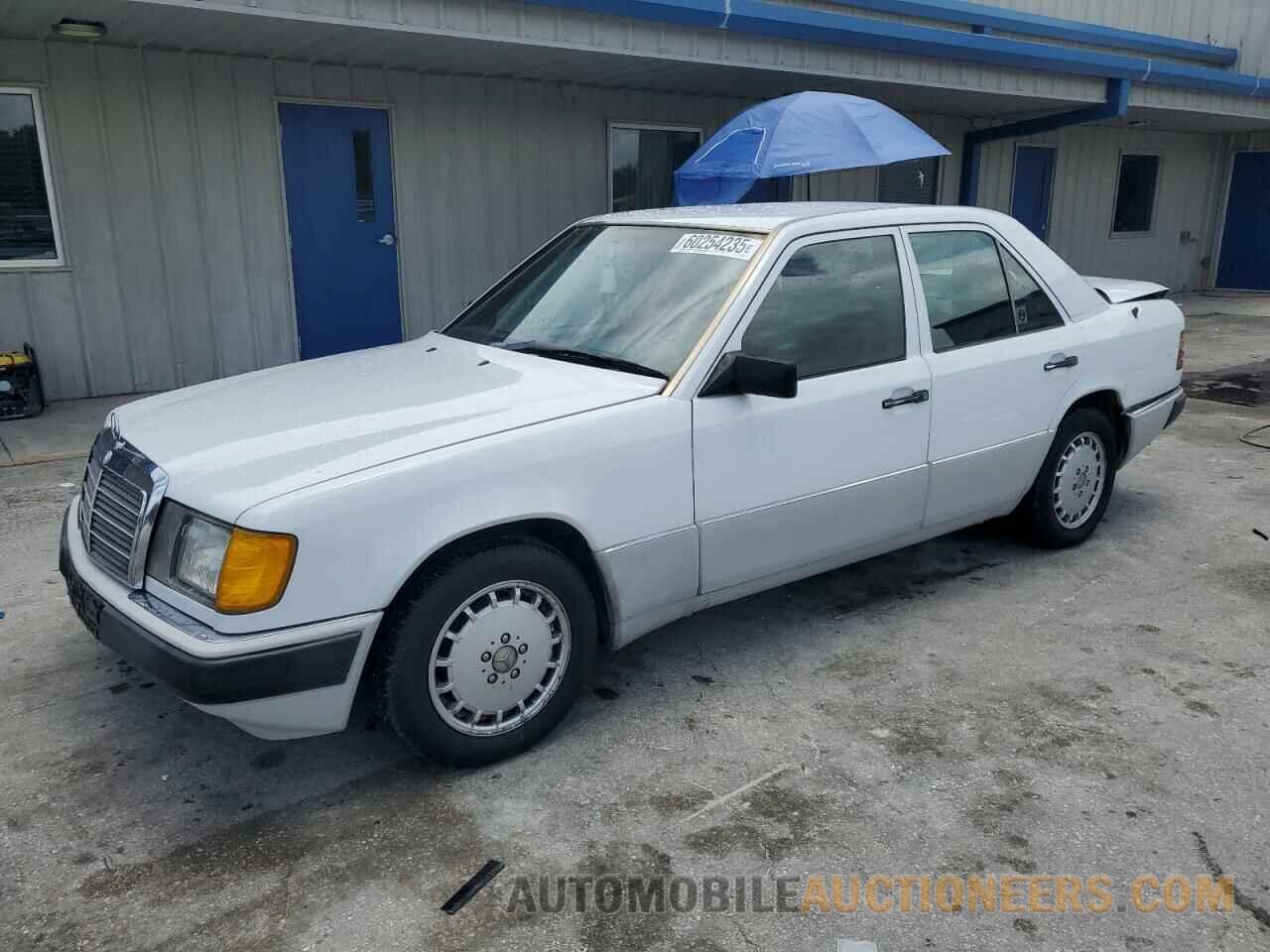 WDBEB28E4NB612434 MERCEDES-BENZ 300-CLASS 1992