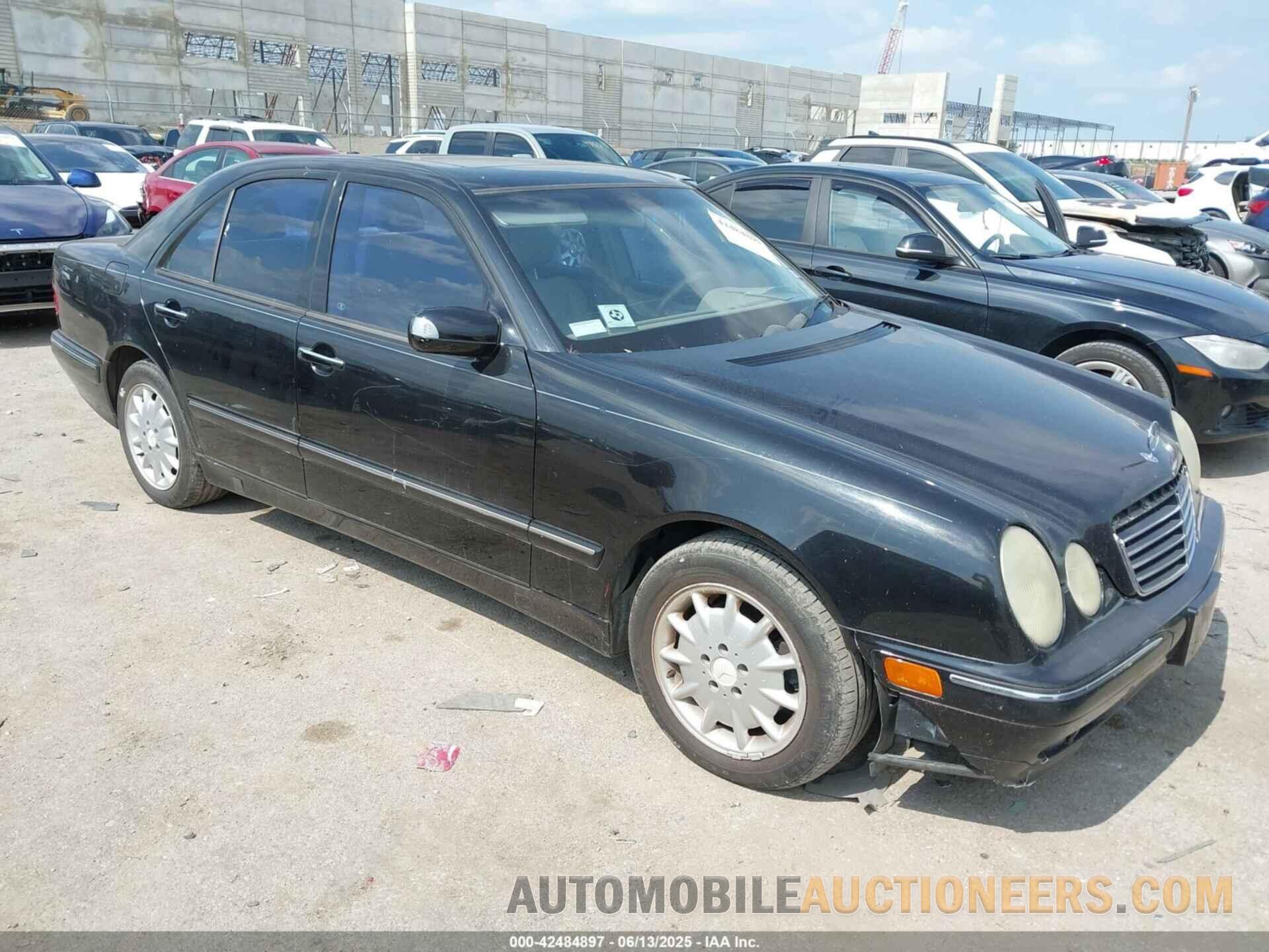 WDBJF65J11B356131 MERCEDES-BENZ E 320 2001