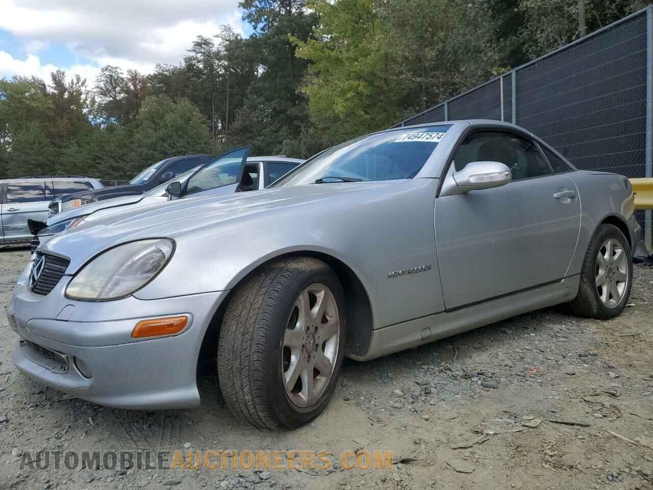 WDBKK49FX2F242519 MERCEDES-BENZ SLK-CLASS 2002