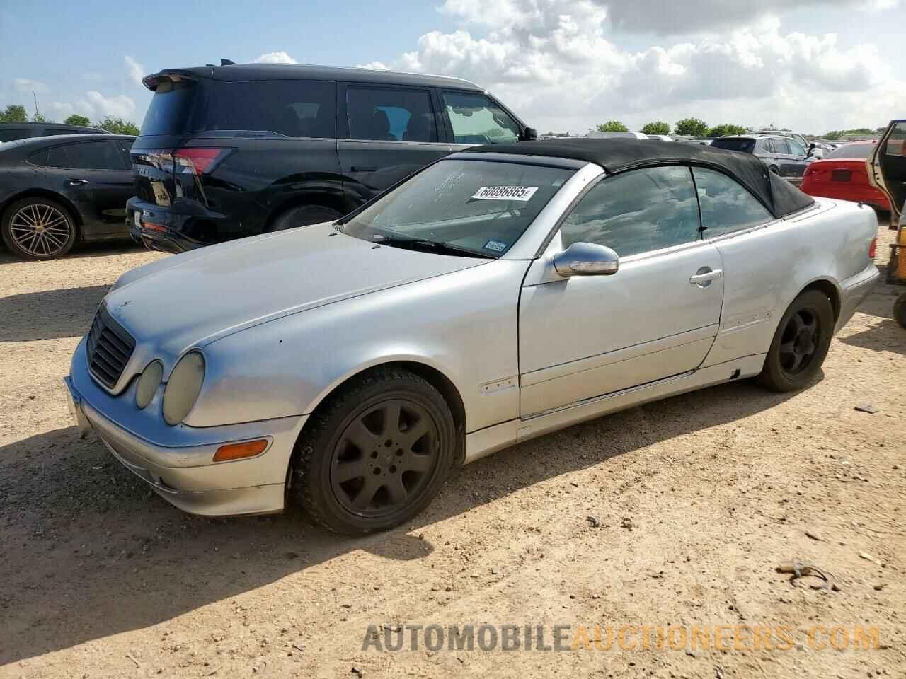 WDBLK65G4YT035553 MERCEDES-BENZ CLK-CLASS 2000