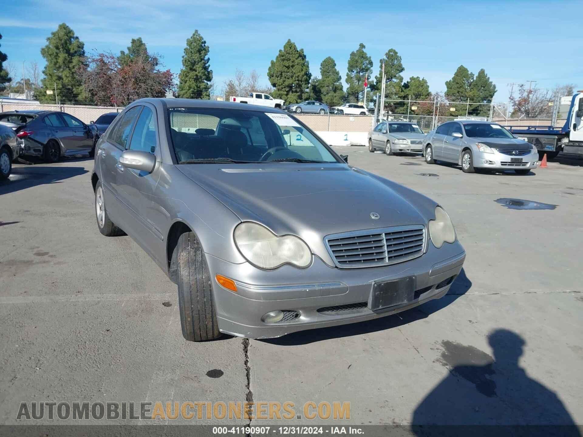 WDBRF61J43F384607 MERCEDES-BENZ C 240 2003