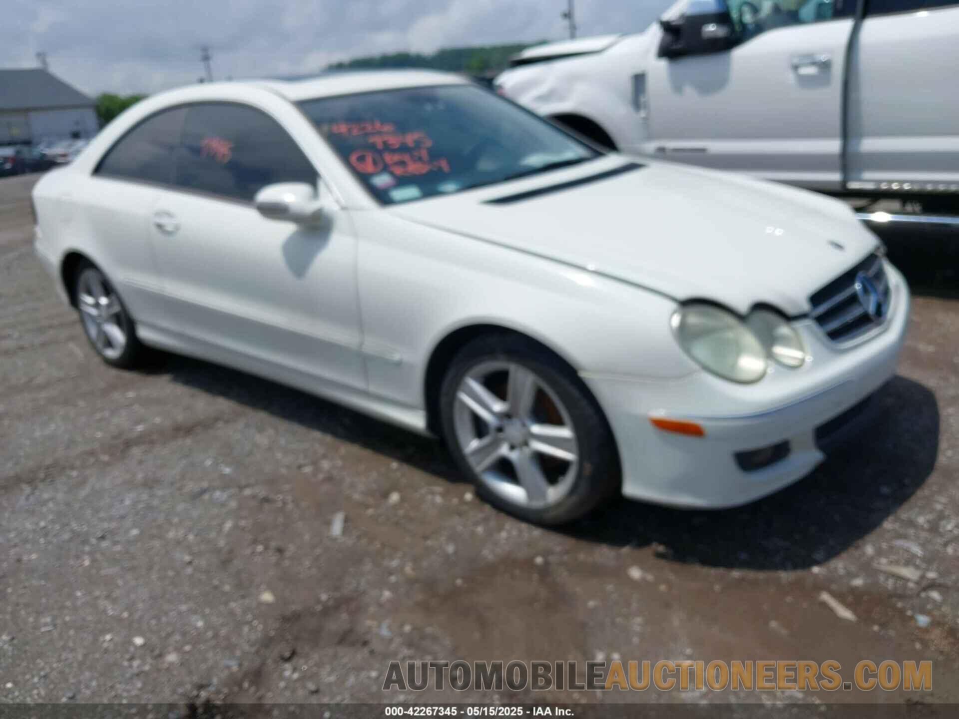 WDBTJ56H89F262104 MERCEDES-BENZ CLK 350 2009