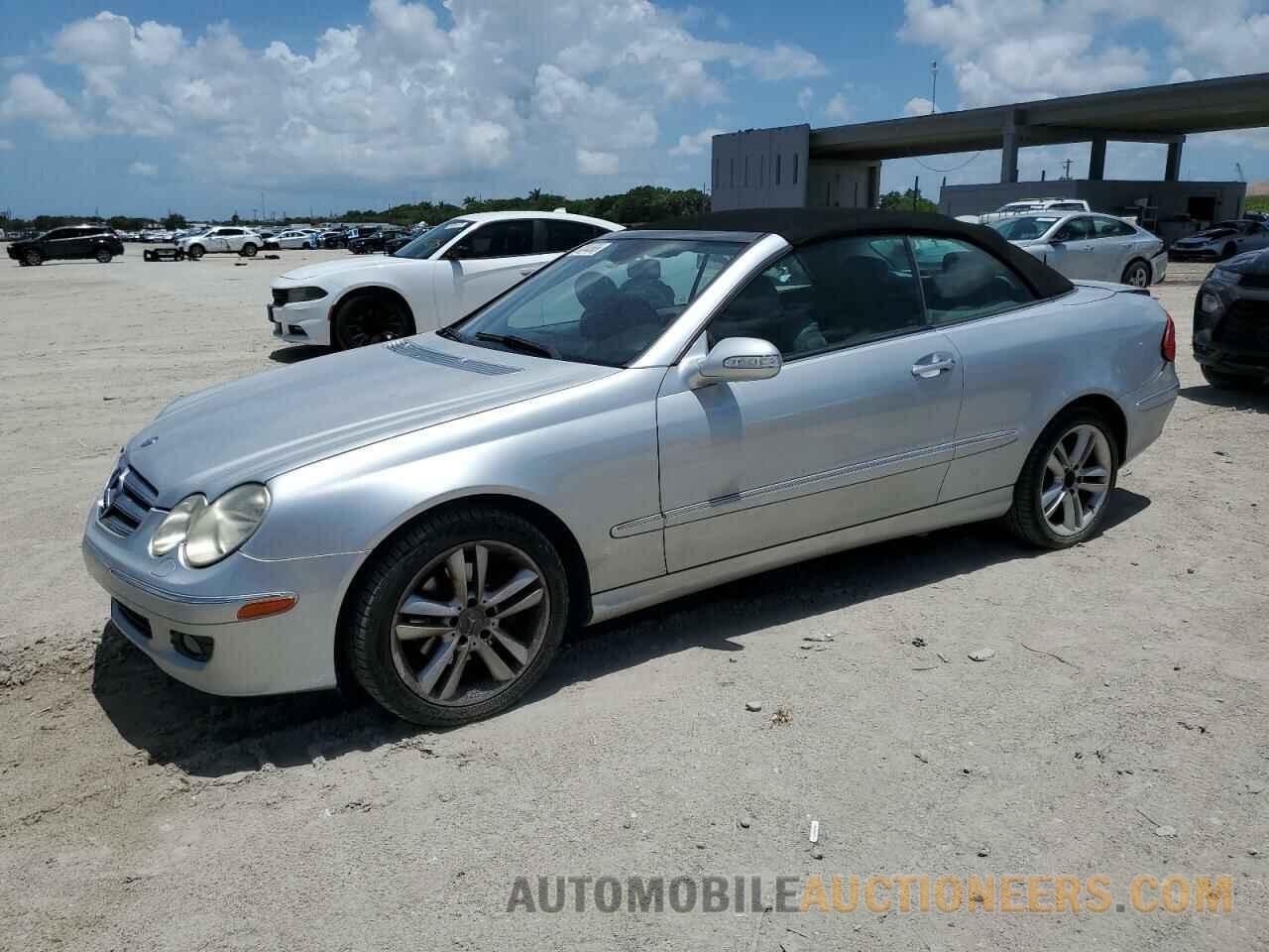 WDBTK56F27F219600 MERCEDES-BENZ CLK-CLASS 2007
