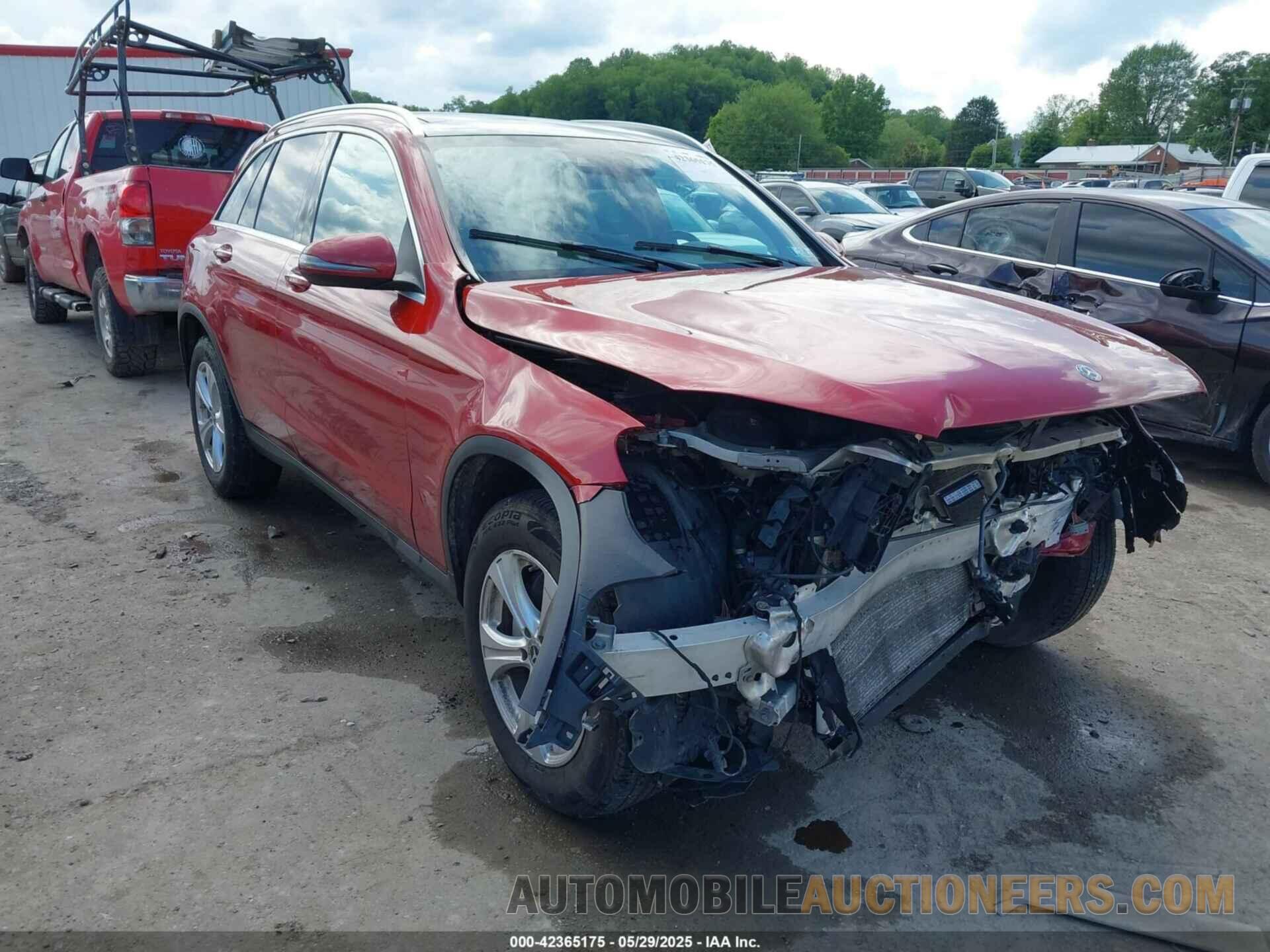 WDC0G4KB3JV102702 MERCEDES-BENZ GLC 300 2018