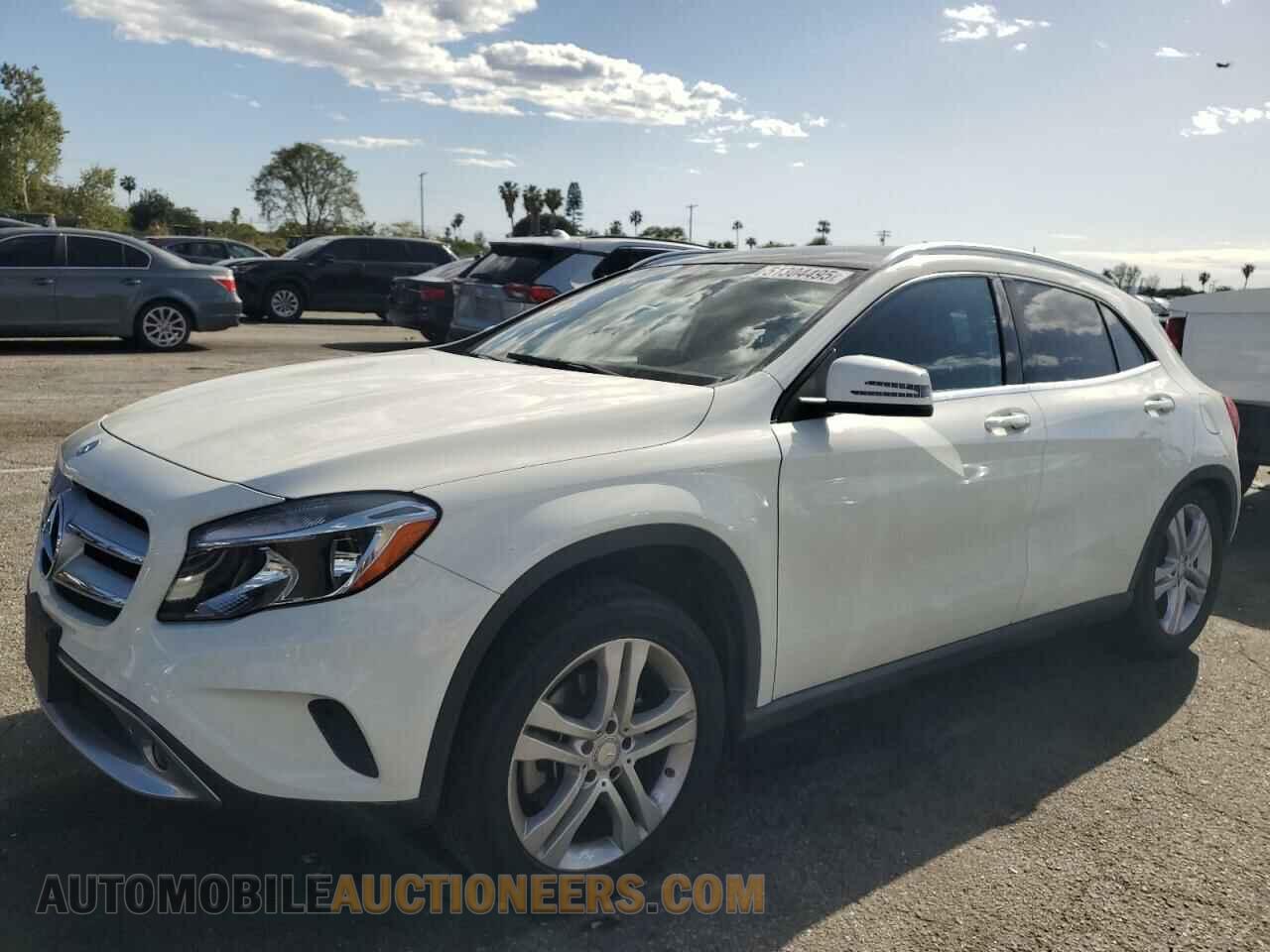 WDCTG4EB3GJ192524 MERCEDES-BENZ GLA-CLASS 2016