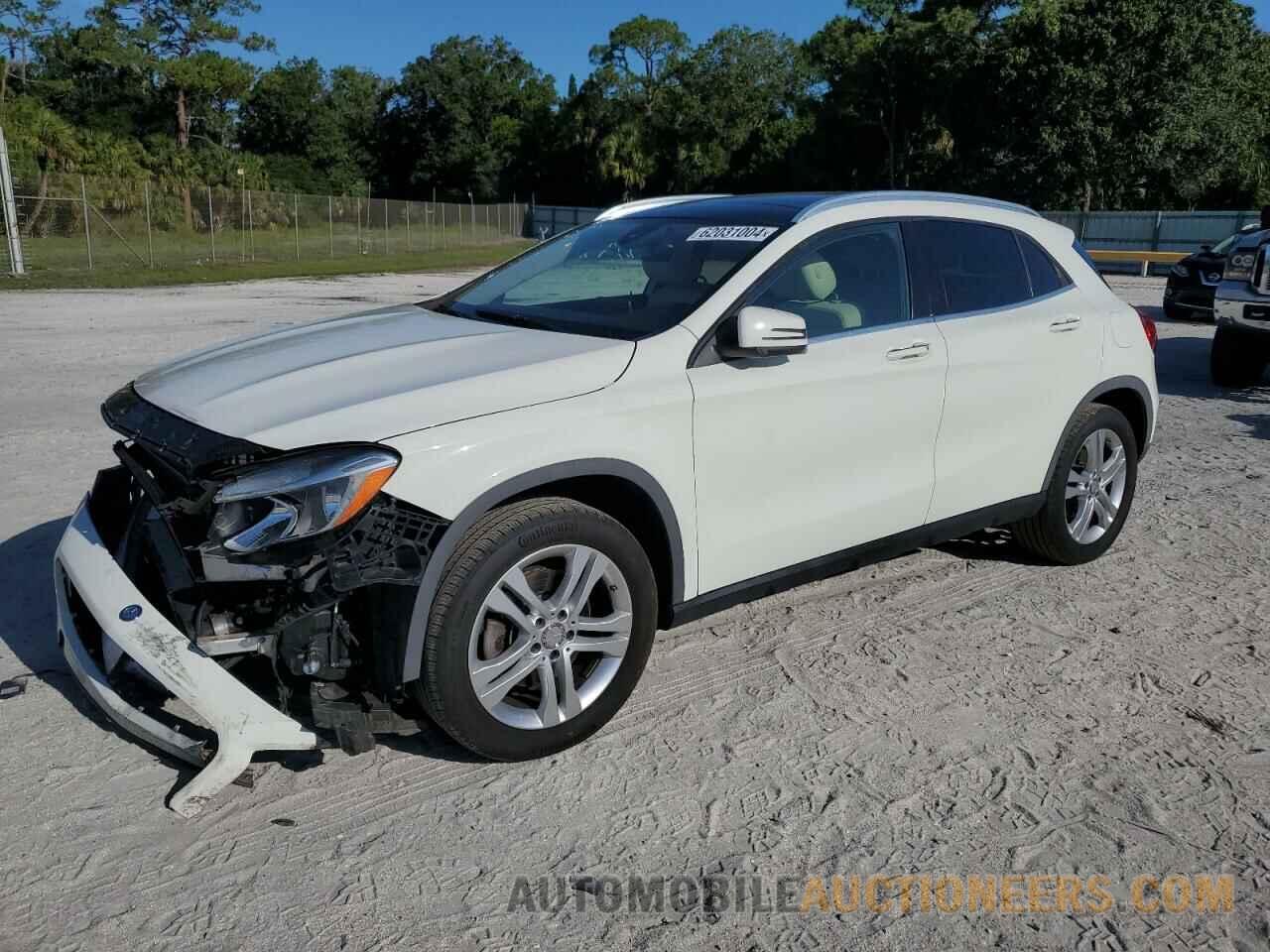 WDCTG4EB5HJ302586 MERCEDES-BENZ GLA-CLASS 2017