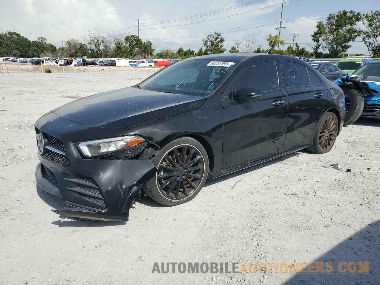 WDD3G4EB4KW022776 MERCEDES-BENZ A-CLASS 2019