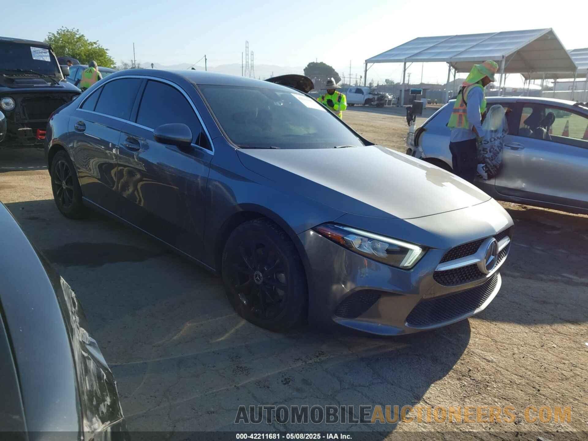 WDD3G4EB6KW033049 MERCEDES-BENZ A 220 2019