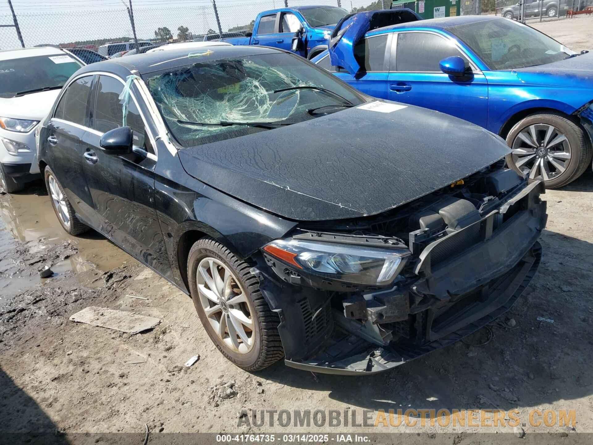WDD3G4EB6LW037703 MERCEDES-BENZ A 220 2020