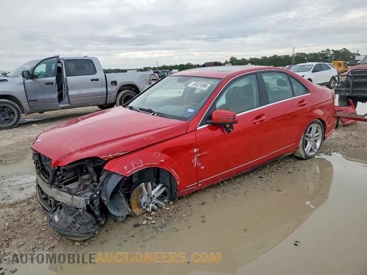 WDDGF4HB0DR256544 MERCEDES-BENZ C-CLASS 2013