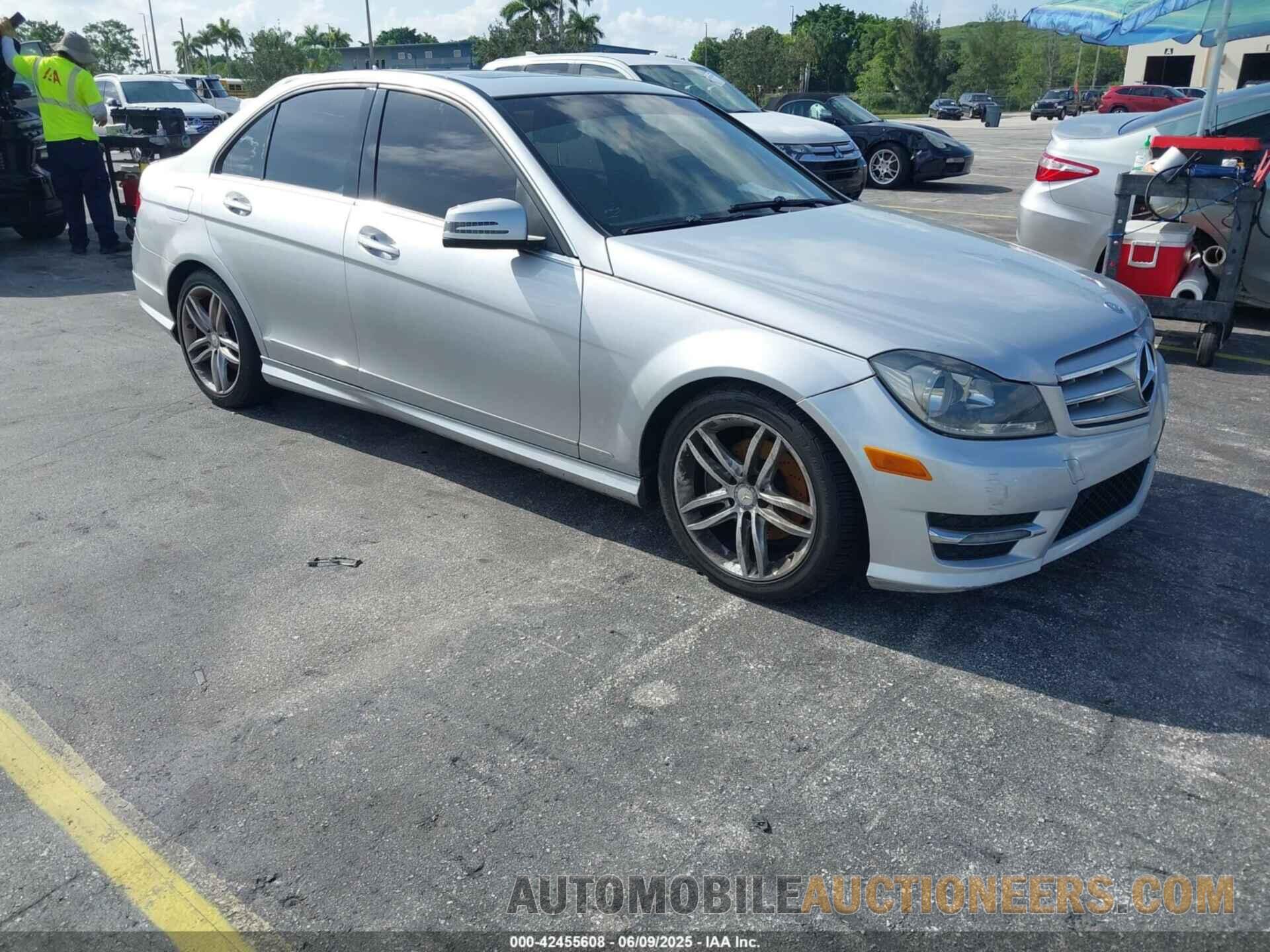 WDDGF4HB2DR267951 MERCEDES-BENZ C 250 2013
