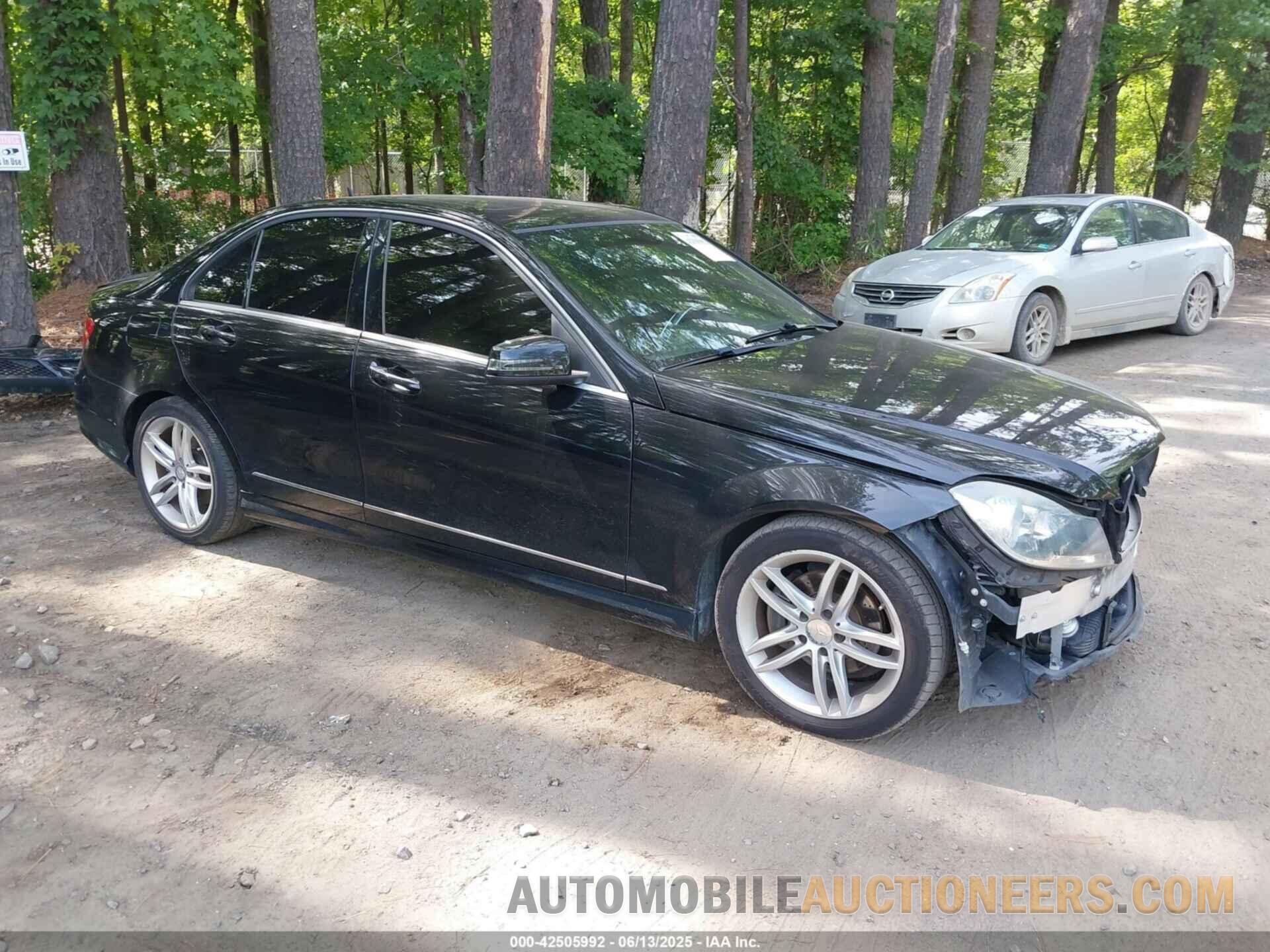 WDDGF4HB3EA931402 MERCEDES-BENZ C 250 2014