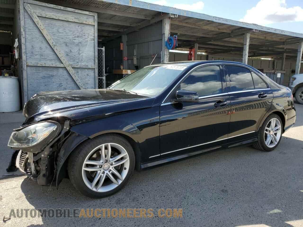 WDDGF4HB9DA754630 MERCEDES-BENZ C-CLASS 2013