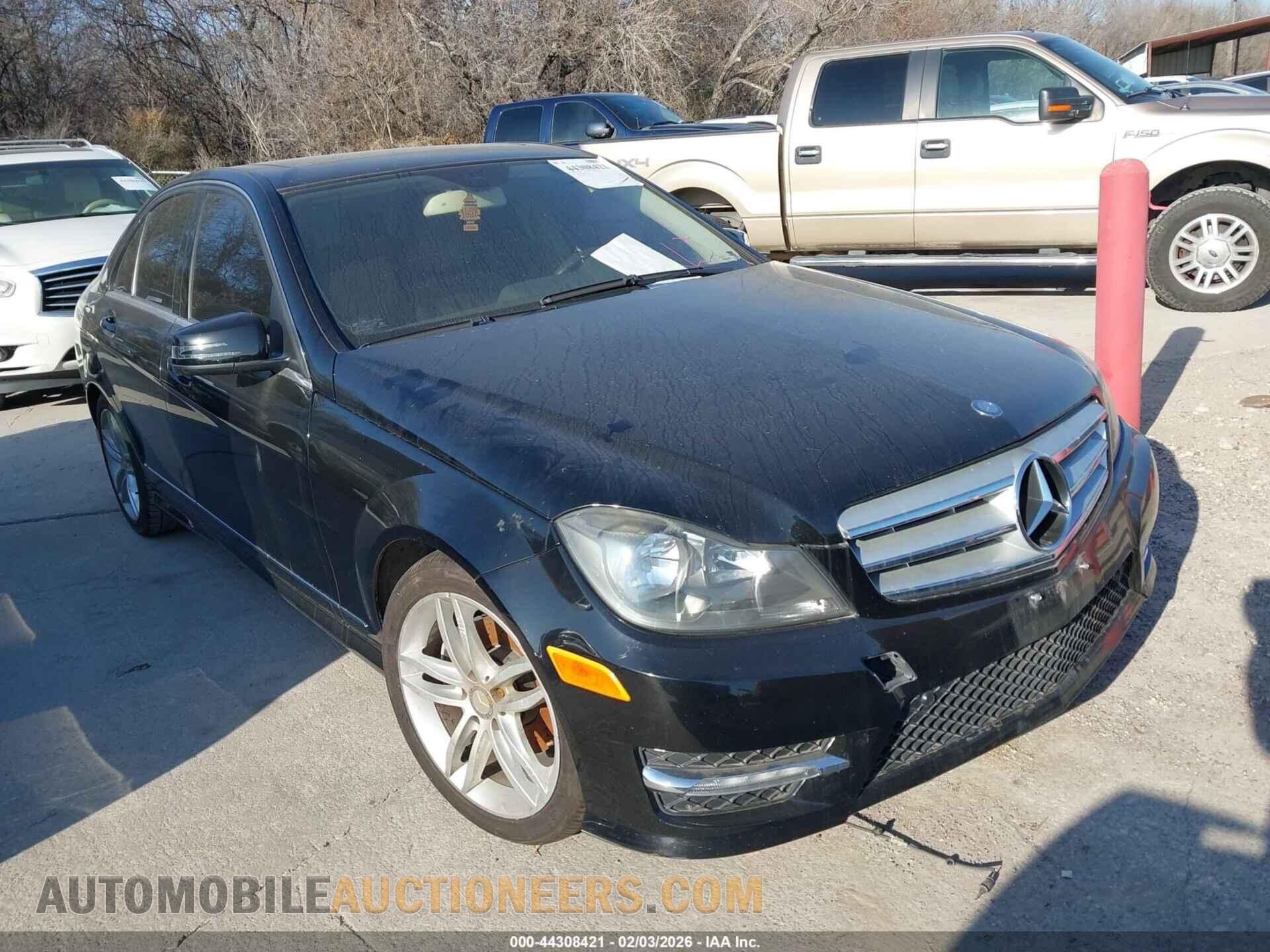 WDDGF4HB9DA763926 MERCEDES-BENZ C 250 2013